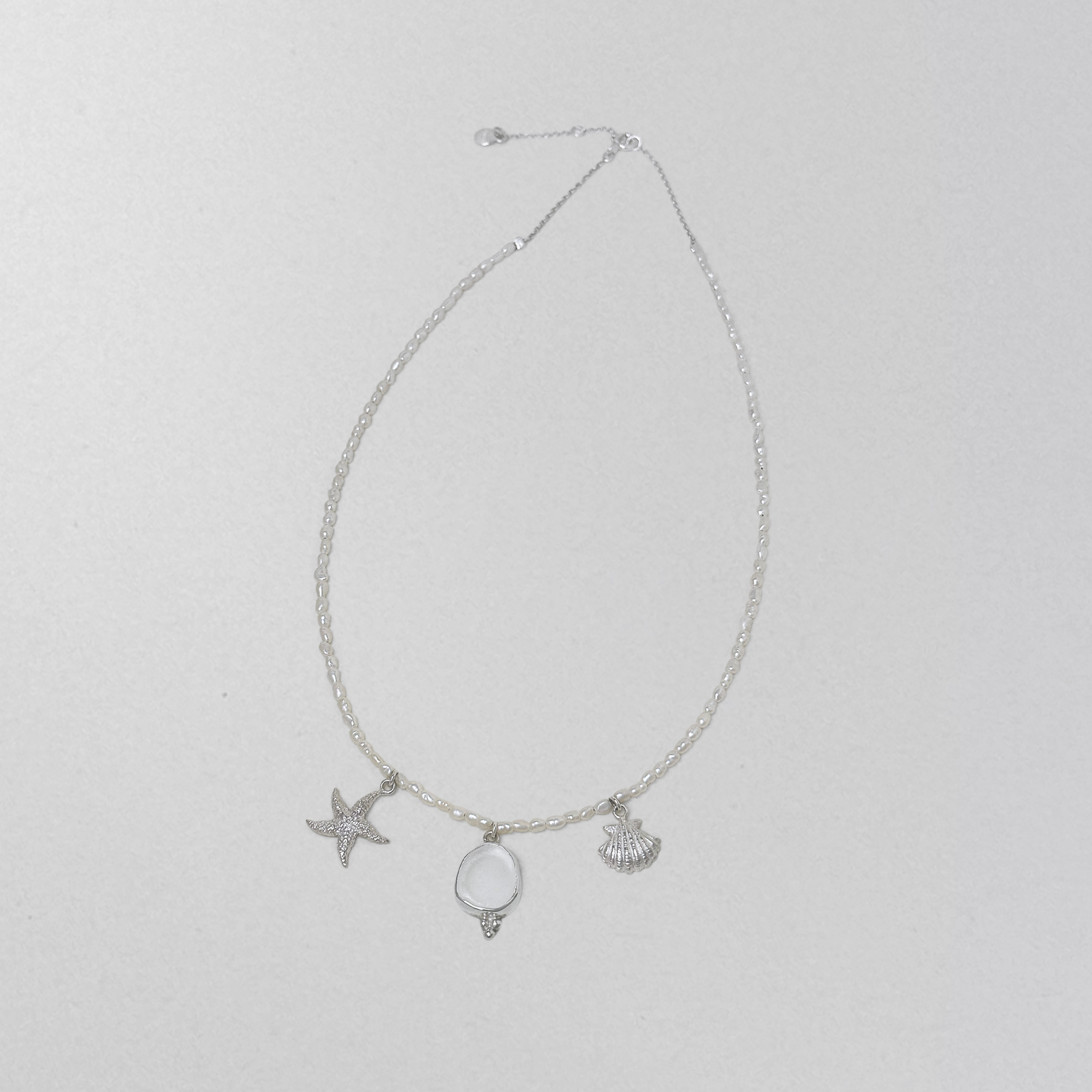 Sola Necklace